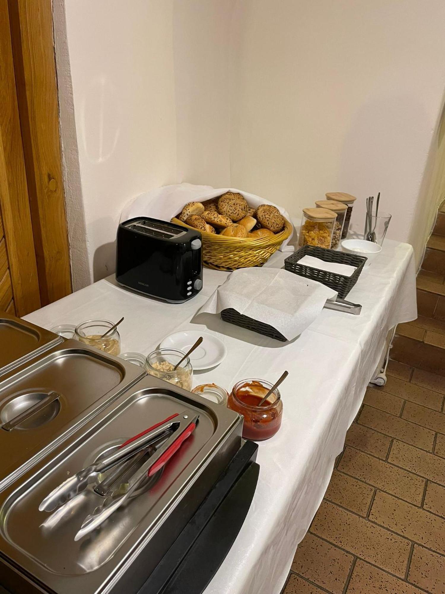 Hotel U Mesta Prahy Наход Экстерьер фото